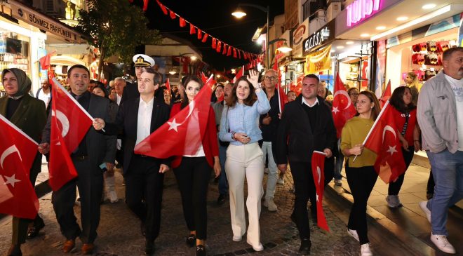 Çeşme’de Cumhuriyet’in 101. yıl coşkusu