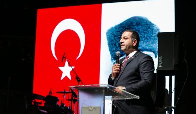 Başkan Uzun: “Cumhuriyet çok seslilik demektir, Cumhuriyet çok renklilik demektir”