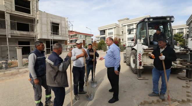 Başkan Çiçek, Menderes için projeleri yerinde denetliyor